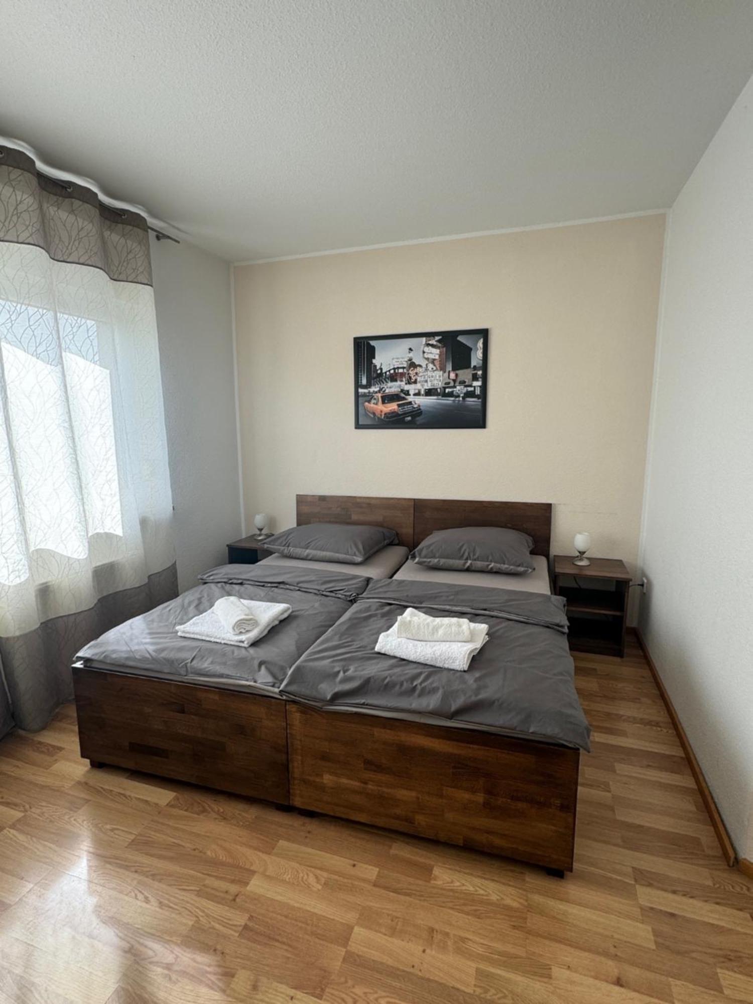 Skypension Schönefeld Zewnętrze zdjęcie