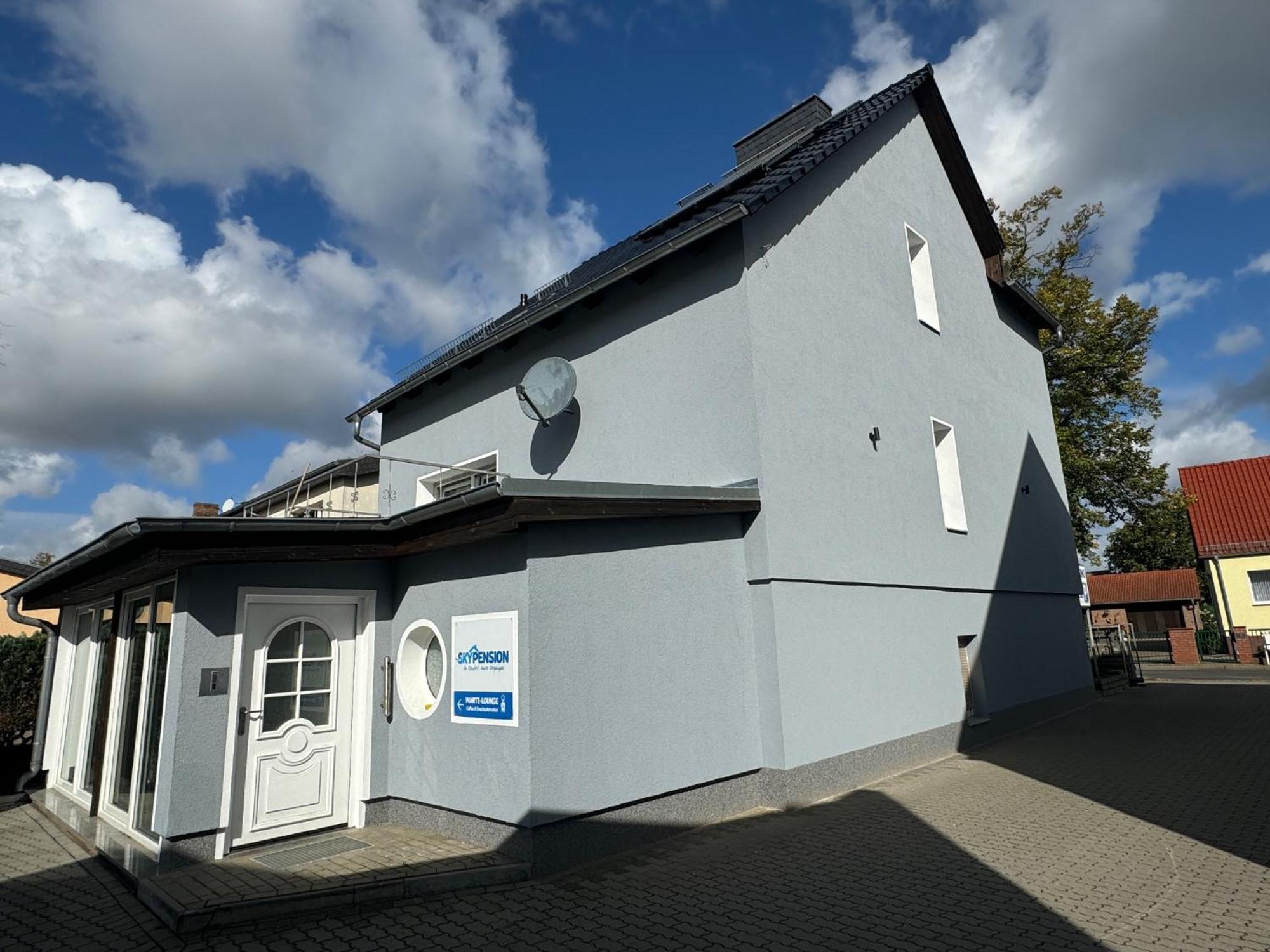 Skypension Schönefeld Zewnętrze zdjęcie